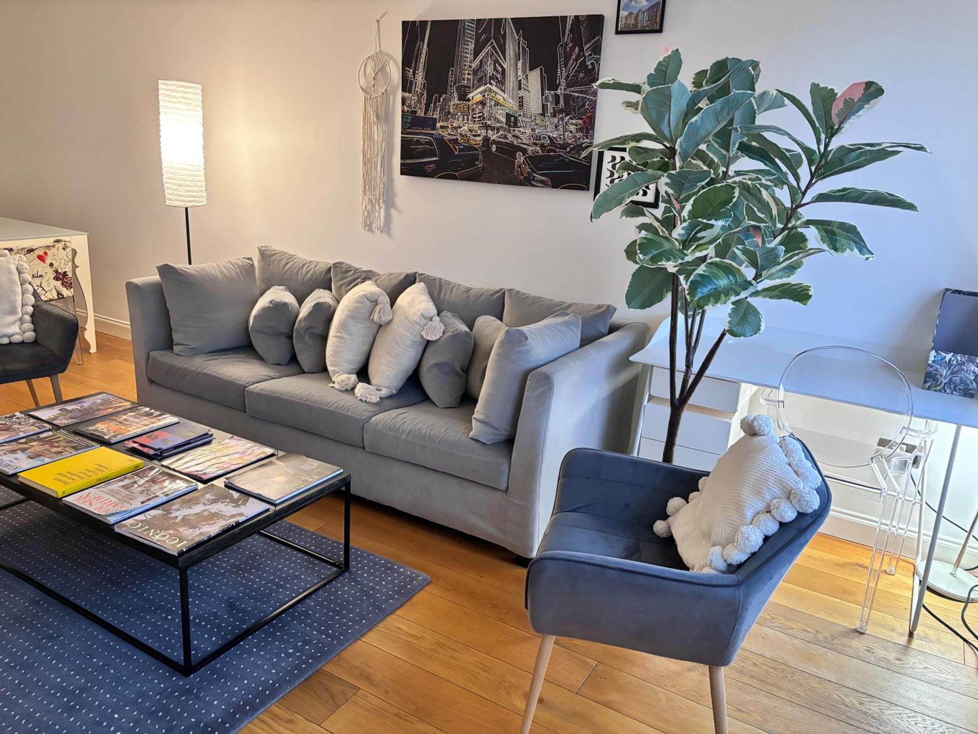 Hyde Park,3 Min Walk,Family Home! 2 Bedrooms & 2 Bathrooms Apartment! Fantastic Location Лондон Екстериор снимка